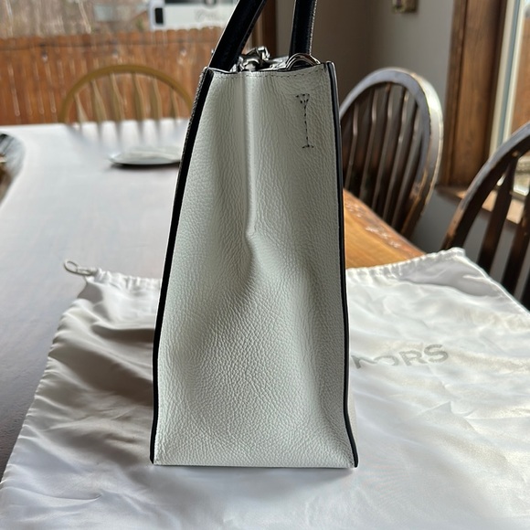 Michael Kors Gray and Black Women's Bag - Picture 4 of 8